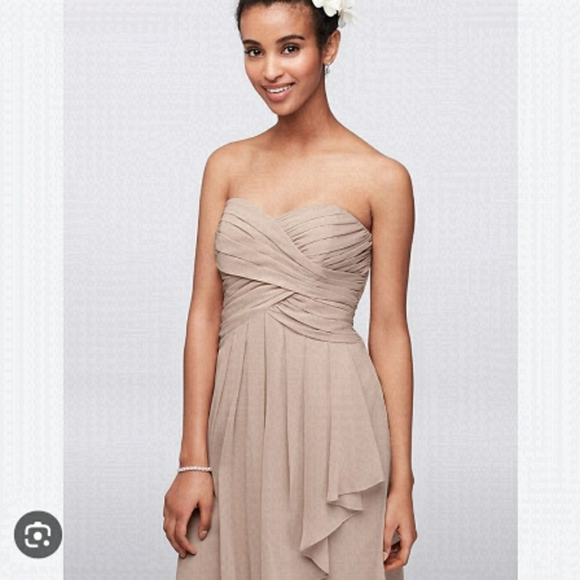 David's Bridal Dresses & Skirts - David's bridal NWT strapless crinkle chiffon mini dress. Womens Size 8. NWT!